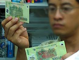 Lượng tiền giả đang có xu hướng giảm dần